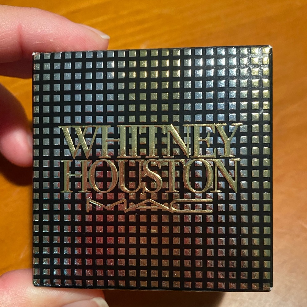 MAC X Whitney Houston Powder Blush Nippy’s Pink Rose - Picture 5 of 16